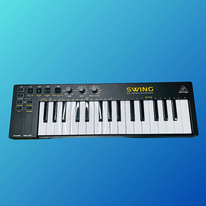 Behringer SWING 32-Key USB MIDI Controller Keyboard / Sequencer