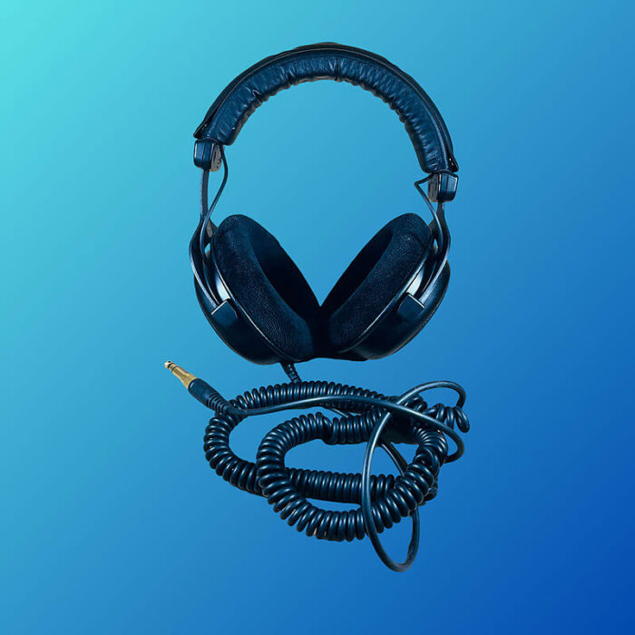 Beyerdynamic DT-880 Pro Studio Headphones - Image 3