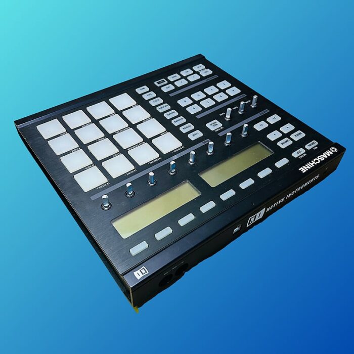 Native Instruments Maschine mkI Music Production Studio - Image 3