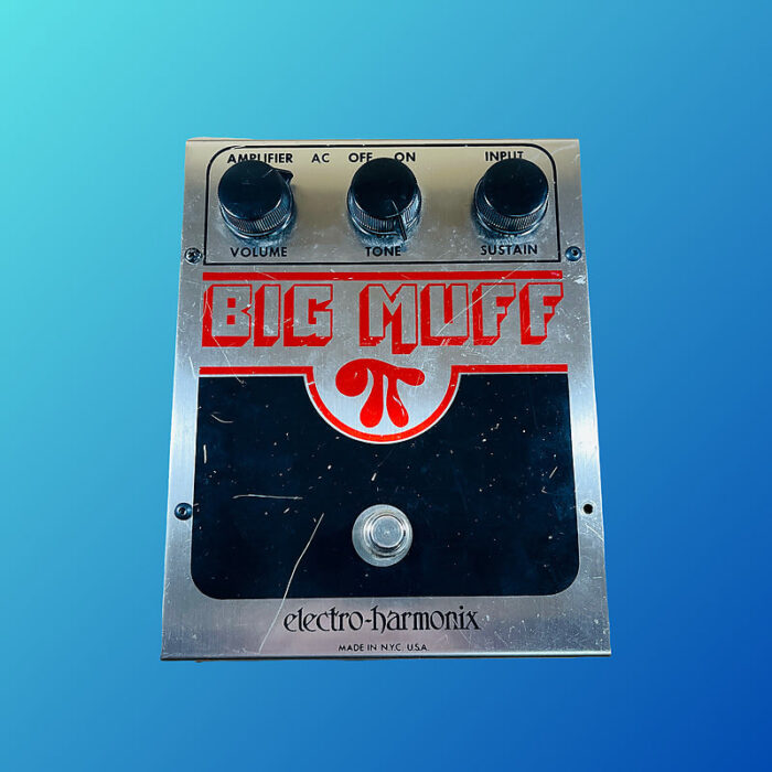 Electro-Harmonix Big Muff Pi V3 (Red & Black)