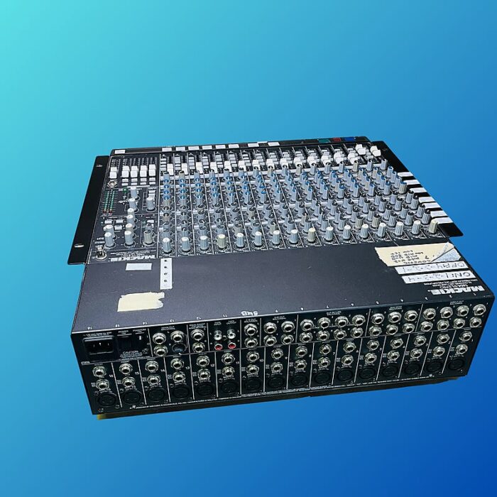 Mackie 1604-VLZ Pro 16-Channel Mic / Line Mixer - Image 4