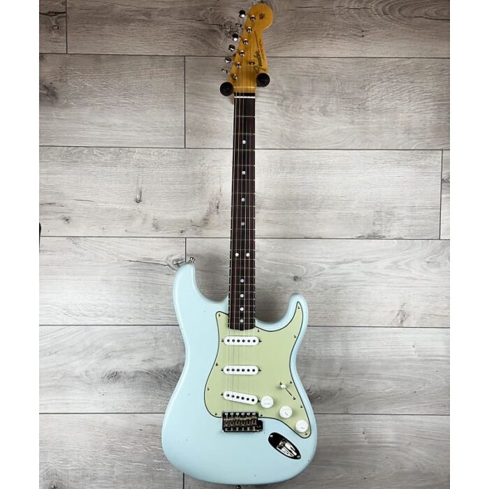 FENDER Custom Shop W25-1965 Journeyman Custom Relic Stratocaster, Aged Sonic Blue