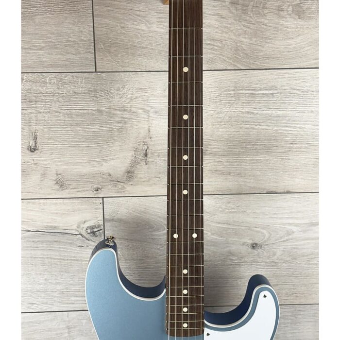 FENDER Custom Shop Master-Built (Kyle McMillin) NOS Stratocaster, Ice Blue Metallic/Lake Placid Blue - Image 4