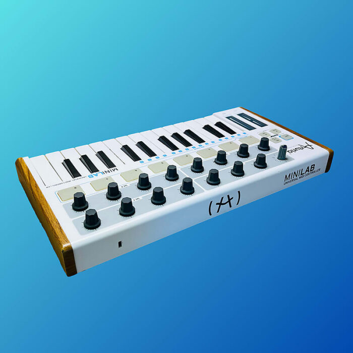 Arturia MiniLab 25-Key MIDI Controller - Image 3