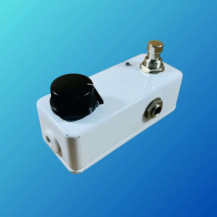 BIG EAR Pedals Betty White Fuzz - Image 4
