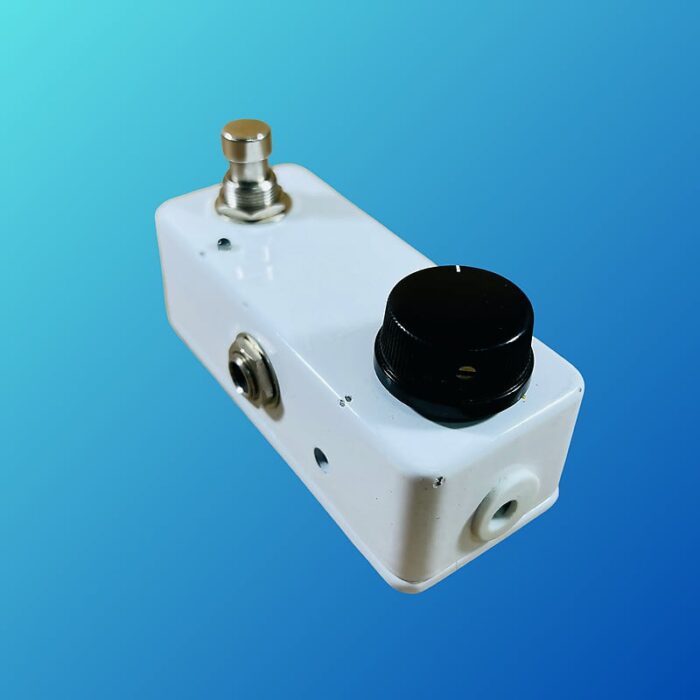BIG EAR Pedals Betty White Fuzz - Image 3