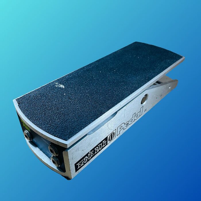 Ernie Ball P0-6168 250K Mono Passive Volume Pedal w/ Switch - Image 4