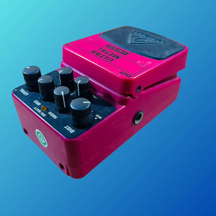 Behringer UM300 Ultra Metal Distortion Pedal - Image 4