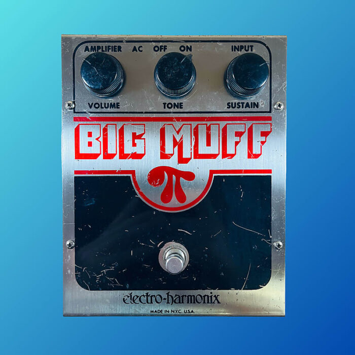 Electro-Harmonix Big Muff Pi V3 (Red & Black)