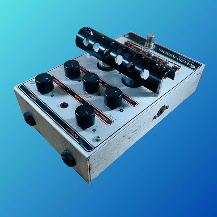 Electro-Harmonix Black Finger Compressor - Image 4