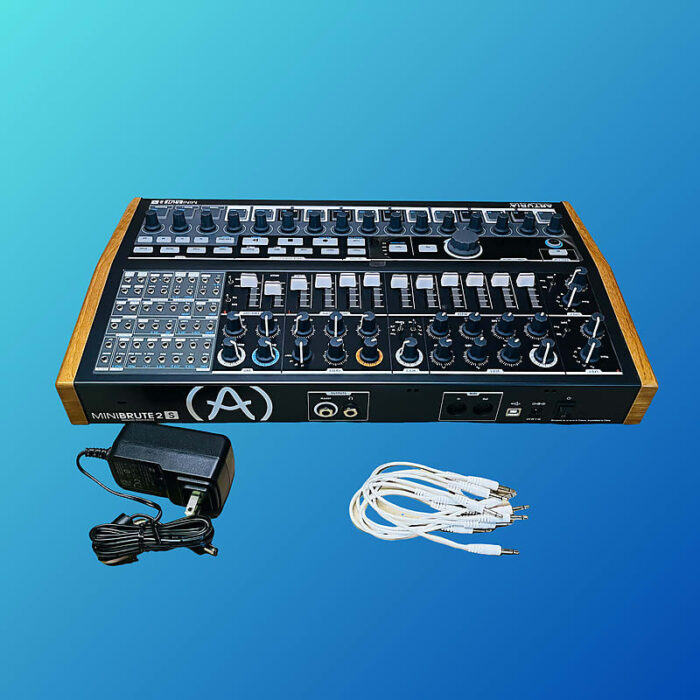 Arturia MiniBrute 2S Desktop Synthesizer 2018 - Present Black - Image 3