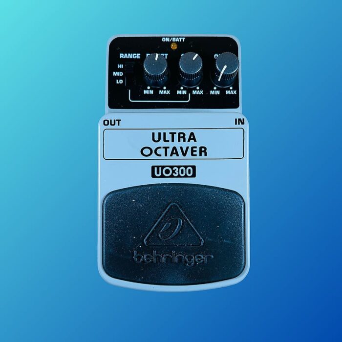 Behringer UO300 3-Mode Octaver Effects Pedal