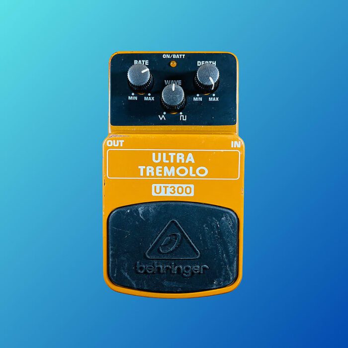Behringer UT300 Ultra Tremolo Pedal 2010s Standard