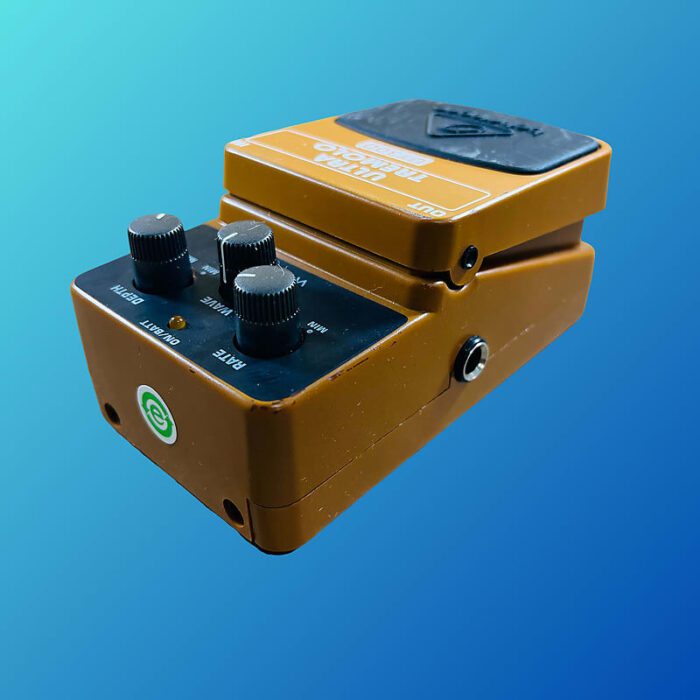Behringer UT300 Ultra Tremolo Pedal 2010s Standard - Image 4