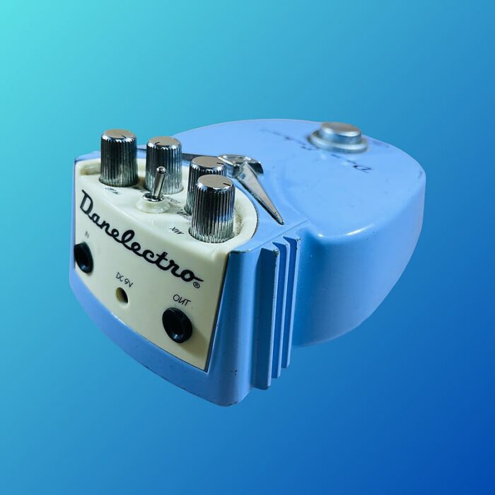 Danelectro Dan Echo 2000s Lavender - Image 4
