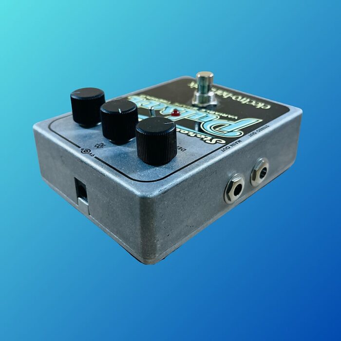Electro-Harmonix Stereo Pulsar Analog Tremolo 2007 - Present Blue - Image 4