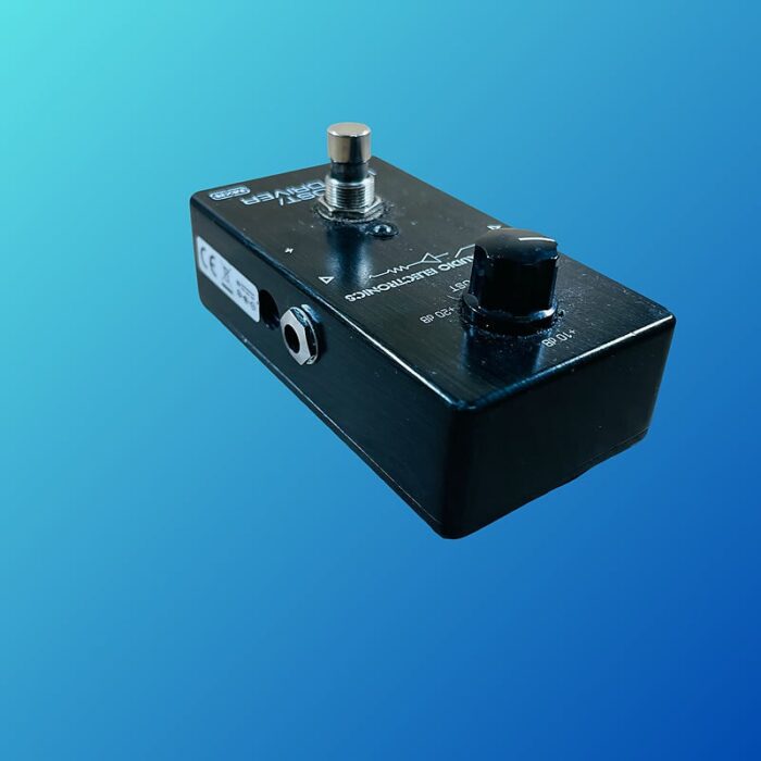 MXR MC401 CAE Boost/Line Driver - Image 3