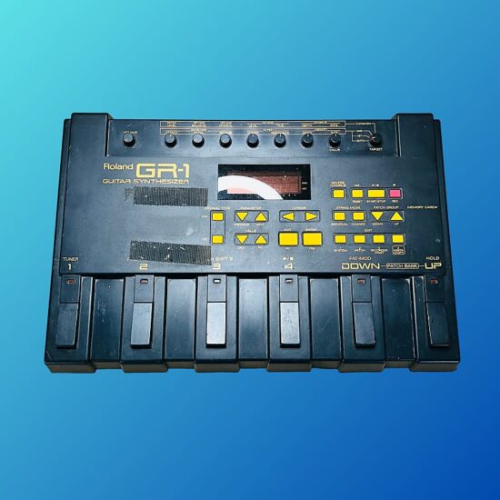 Roland GR-1 Guitar Synthesizer