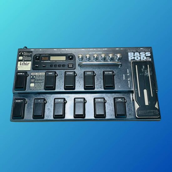 Line 6 Bass POD xt Live Multi-Effect and Amp Modeler