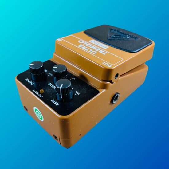 Behringer UT300 Ultra Tremolo Pedal