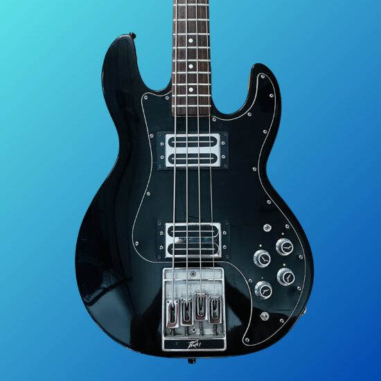 Peavey T-40 with Rosewood Fretboard 1978 - 1988 Black