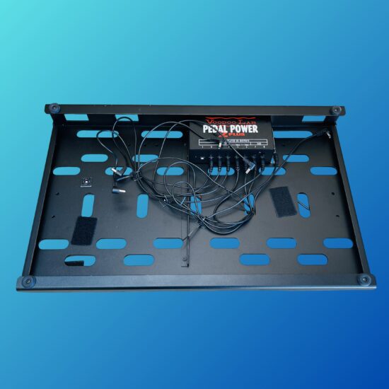 Voodoo Lab Dingbat Medium Pedalboard with Case