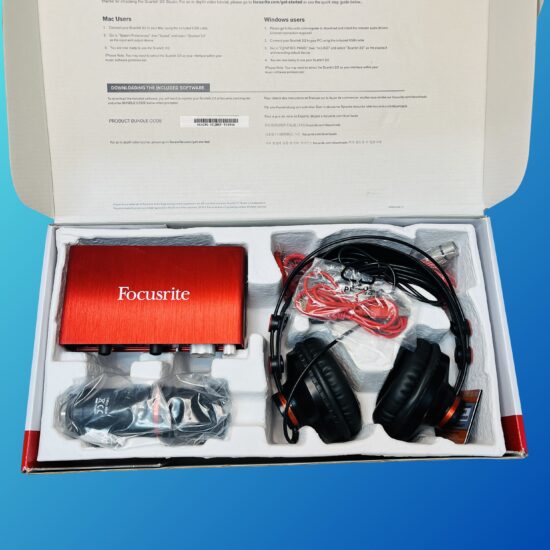 Focusrite Scarlett 2i2 Studio 3rd Gen USB Recording Bundle