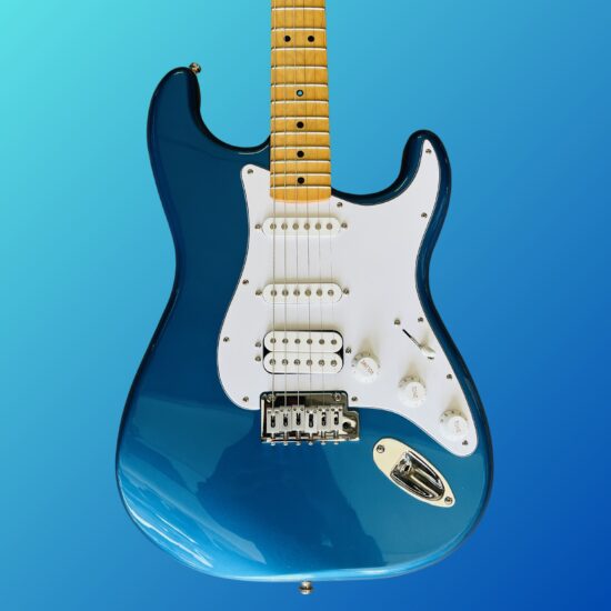 Fender Standard Stratocaster HSS