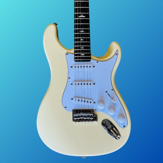 PRS SE Silver Sky
