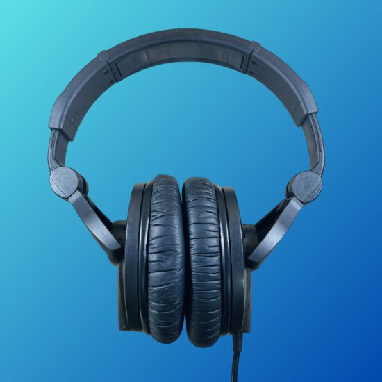 Sennheiser HD 280 Pro Over Ear Headphones V2